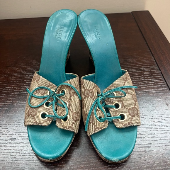 Gucci Turquoise Leather Lace Up Beige Wedge Sandals size 7.5 - Picture 6 of 13